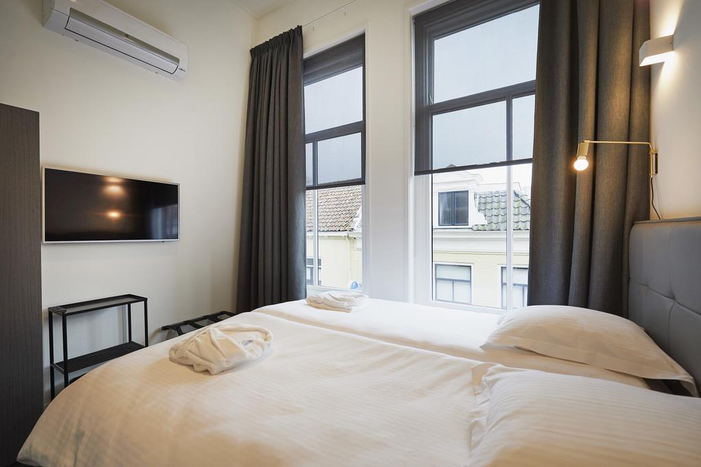"De Bank" - Hotel Apartments Harlingen Extérieur photo