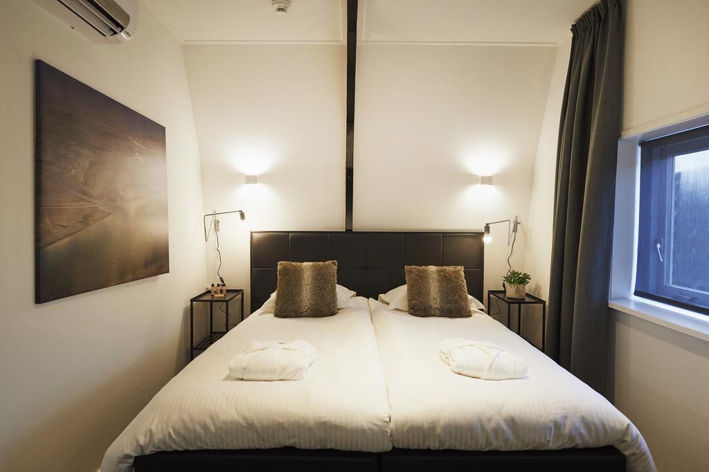 "De Bank" - Hotel Apartments Harlingen Extérieur photo