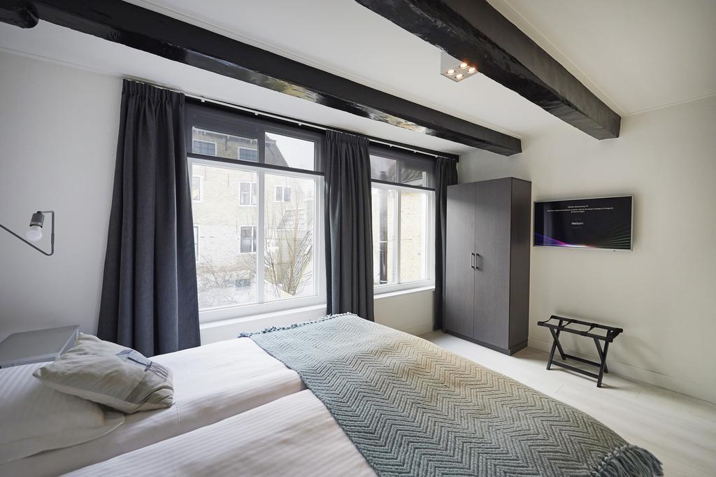 "De Bank" - Hotel Apartments Harlingen Extérieur photo