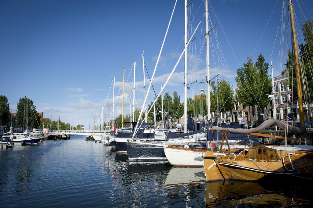 "De Bank" - Hotel Apartments Harlingen Extérieur photo
